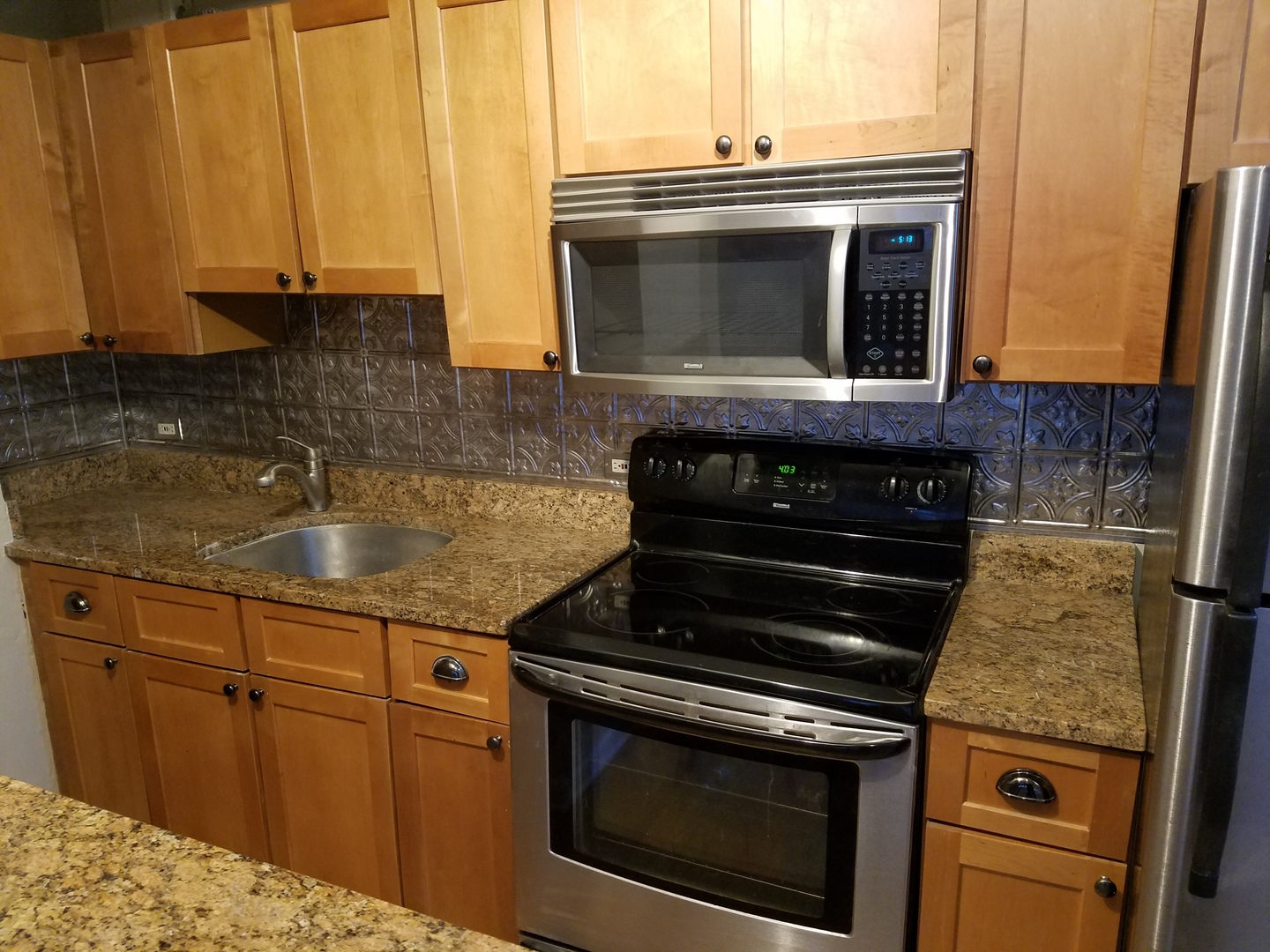 4180 North Marine Drive, Unit 601 Chicago, IL 60613 - Photo 3 of 8