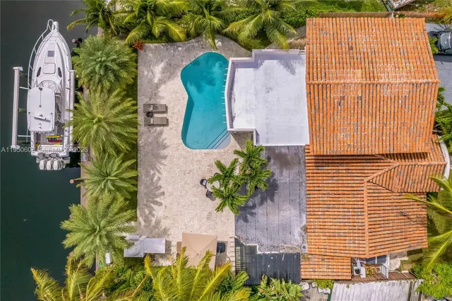 $11,500 | 12515 Palm Road, North Miami, FL 33181