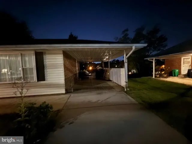 a view of a car garage