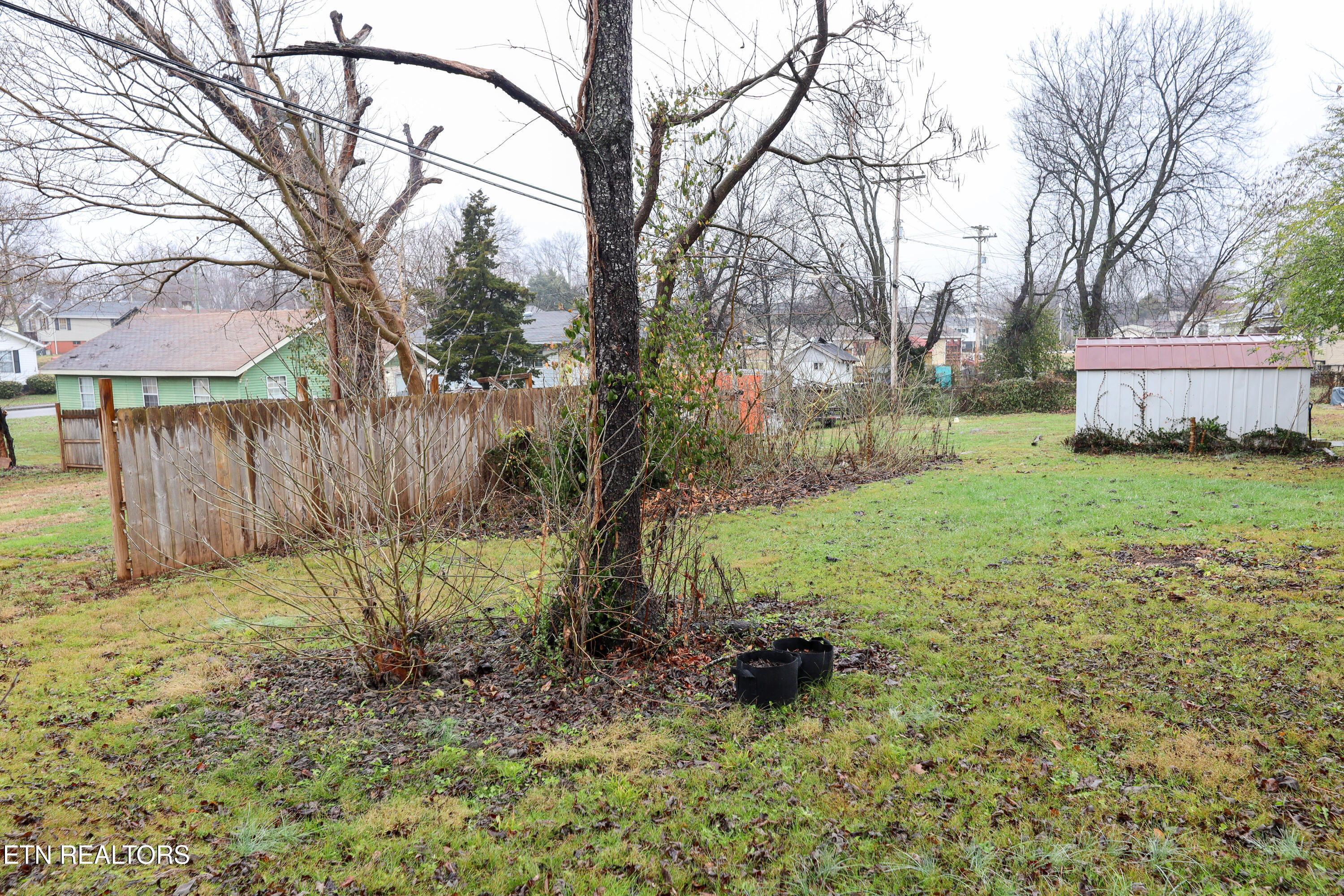 181 East Edison Street Alcoa, TN 37701 - Photo 26 of 27 PSX_20251205_144551