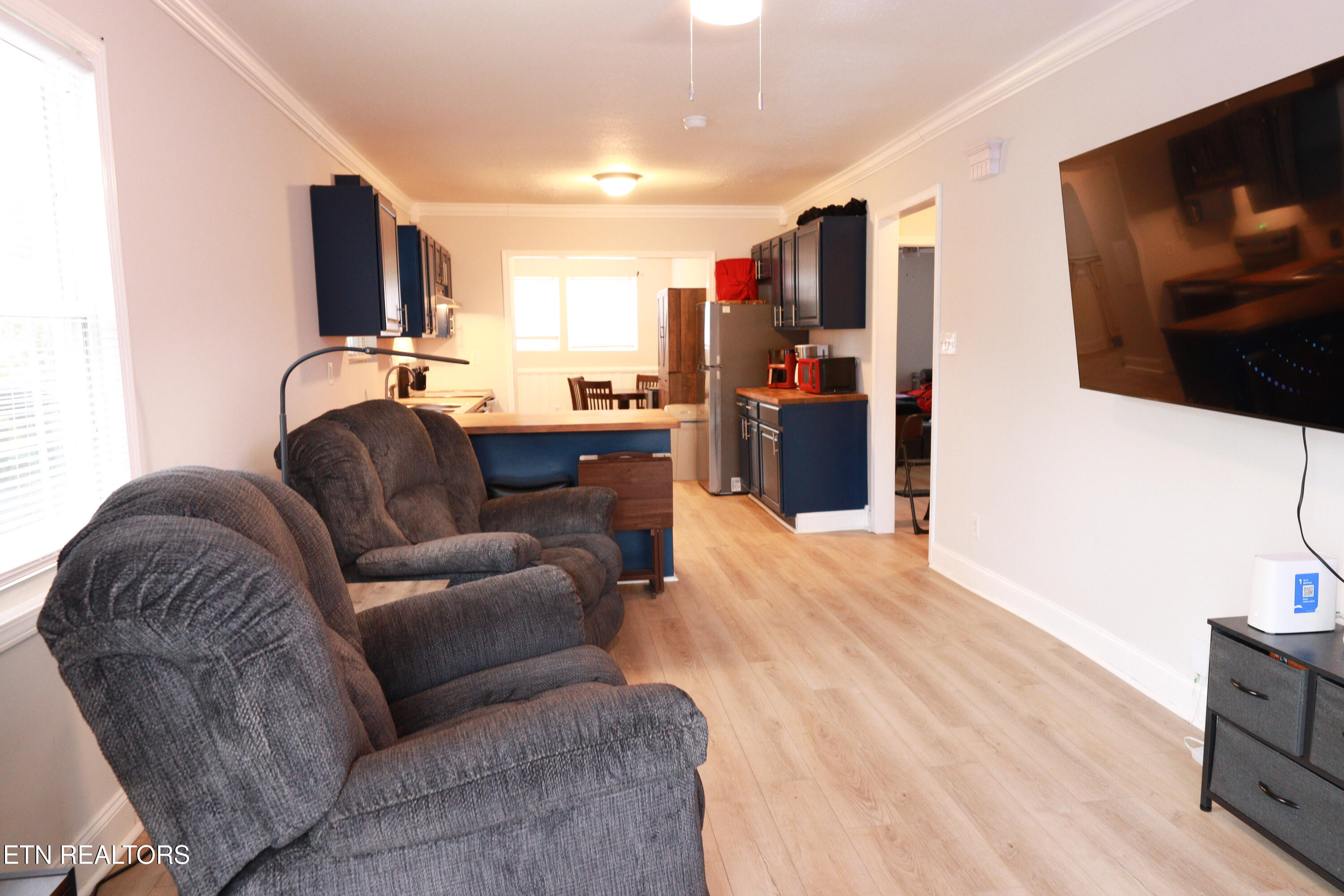 181 East Edison Street Alcoa, TN 37701 - Photo 4 of 27 PSX_20251205_133636