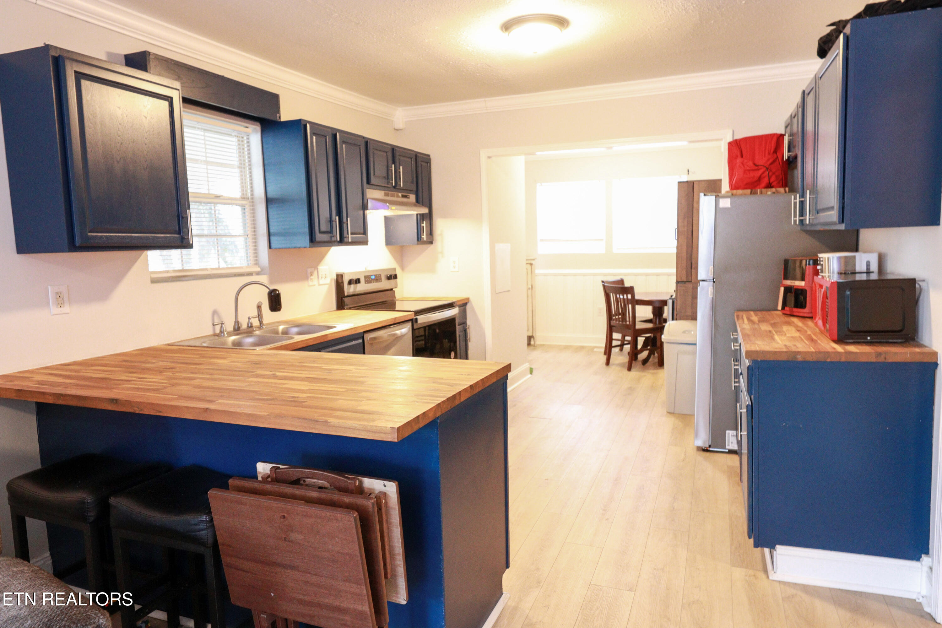 181 East Edison Street Alcoa, TN 37701 - Photo 5 of 27 PSX_20251205_133750