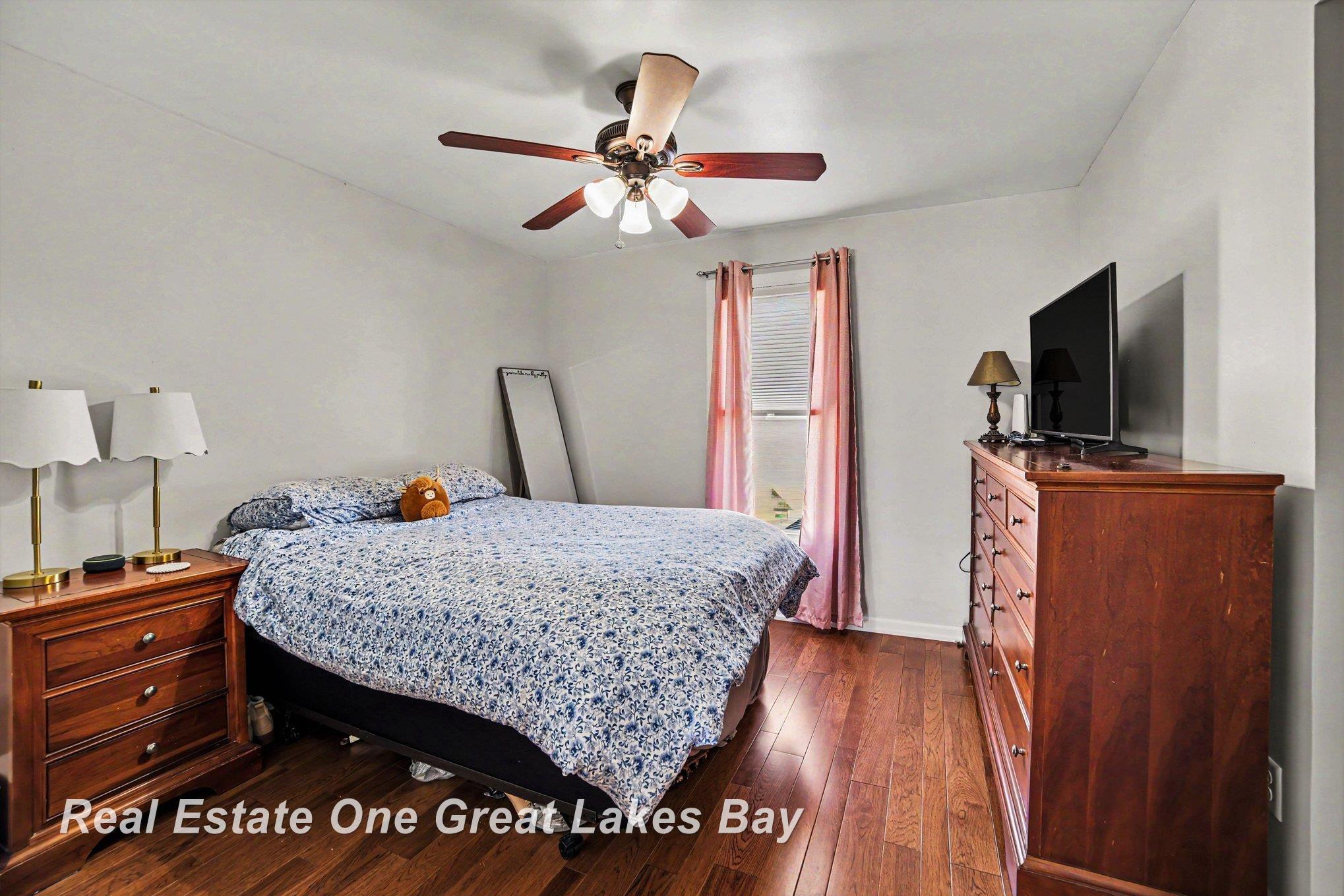2107 10th Street Bay City, MI 48708 - Photo 16 of 31