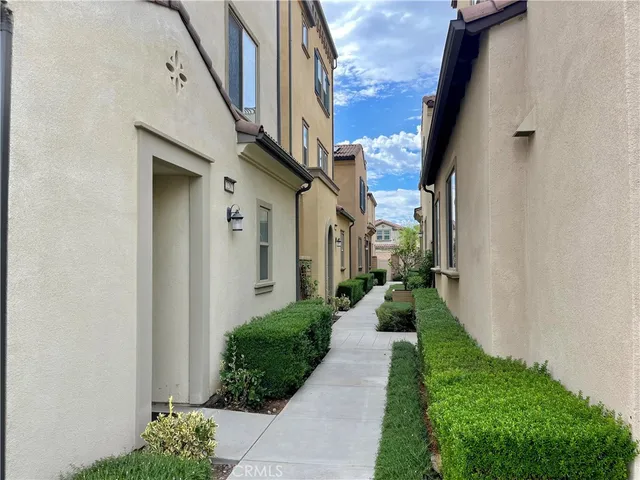 $3,200 | 2317 Sunflower Court, Upland, CA 91786