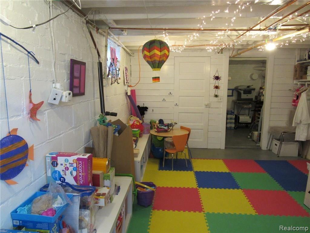 415 South Center Street Howell, MI 48843 - Photo 34 of 34 IMG_0092.JPG