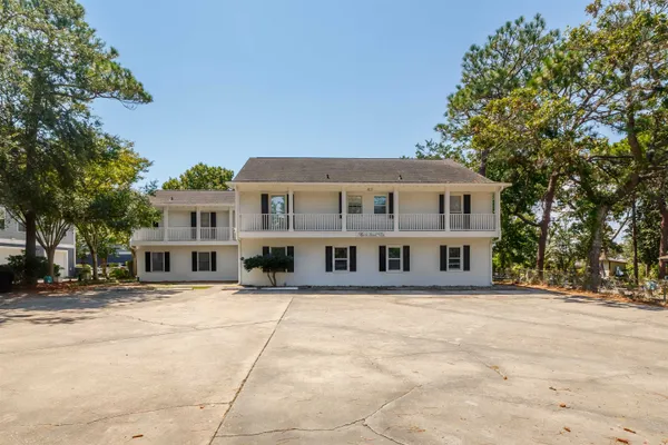 $1,800 | 403 71st Avenue North, Unit 11, Myrtle Beach, SC 29572