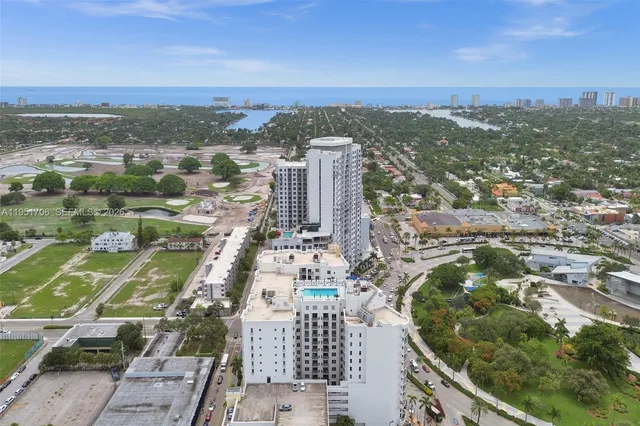 $270,000 | 1830 Radius Drive, Unit 624, Hollywood, FL 33020