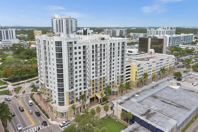 $270,000 | 1830 Radius Drive, Unit 624, Hollywood, FL 33020