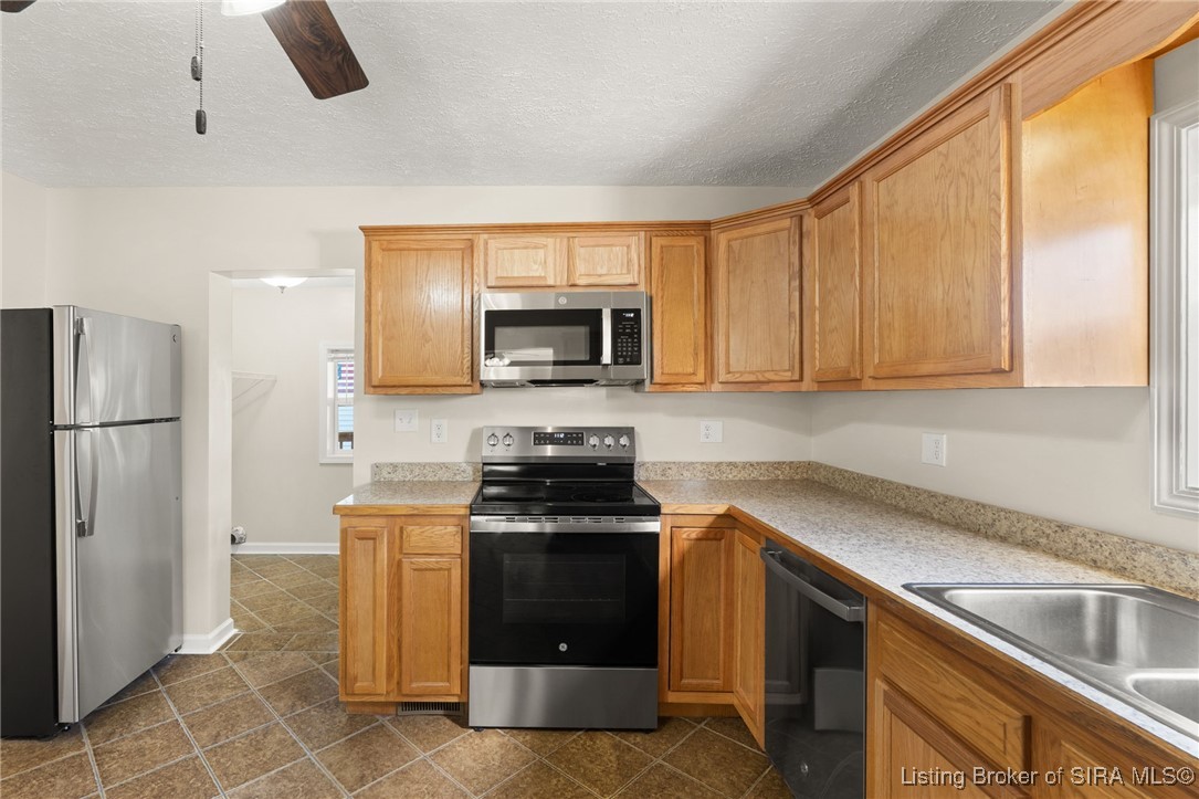 552 North Roosevelt Road Orleans, IN 47452 - Photo 17 of 34