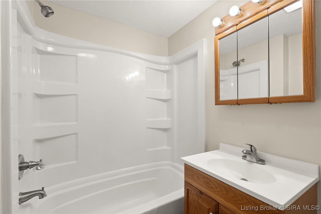 552 North Roosevelt Road Orleans, IN 47452 - Photo 21 of 34