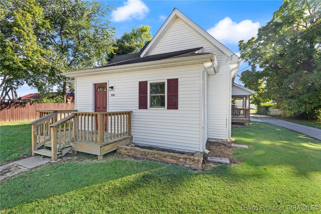 552 North Roosevelt Road Orleans, IN 47452 - Photo 3 of 34