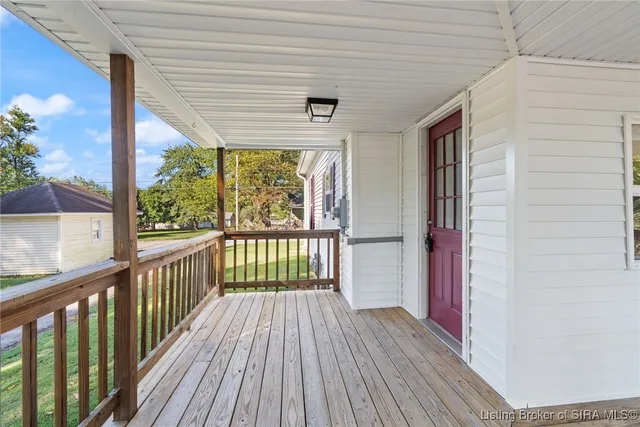 $174,900 | 552 North Roosevelt Road, Orleans, IN 47452