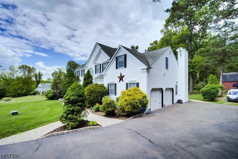 16 Ramshorn Road Milford, NJ 08848 - Photo 3 of 49 Gallery Image 3
