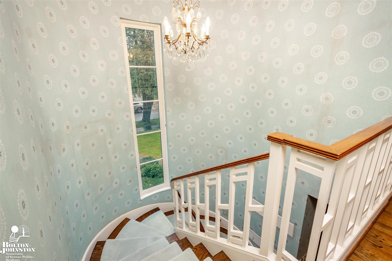193 Merriweather Road Grosse Pointe Farms, MI 48236 - Photo 42 of 68