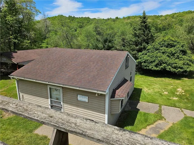 $135,000 | 114 Leonard Road, Hilliards, PA 16040