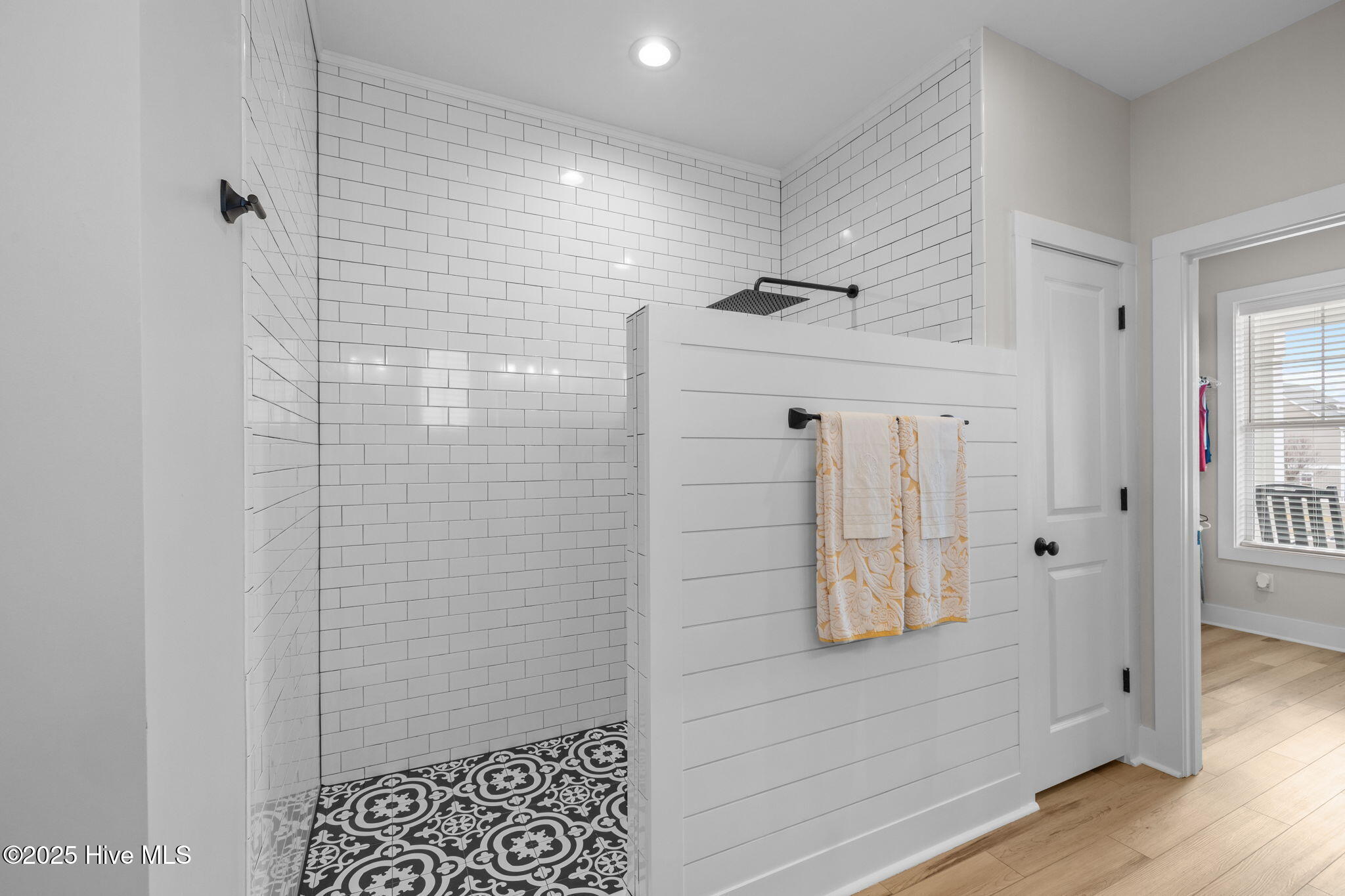 1402 Olde Farm Road Morehead City, NC 28557 - Photo 15 of 78 Primary Bathroom