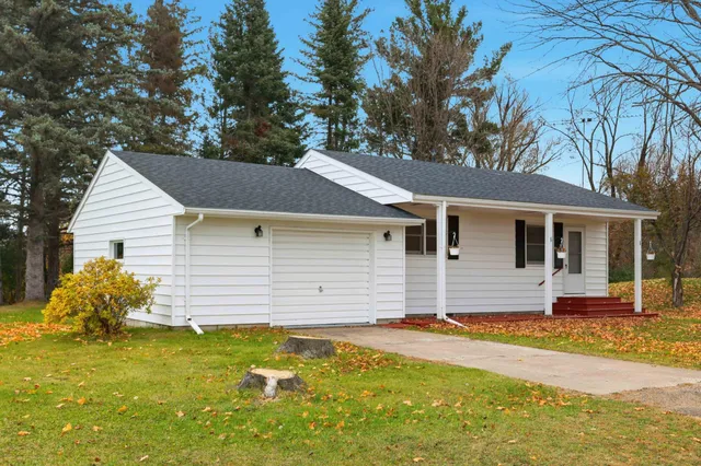 $219,900 | 748 Highway 65, Mora, MN 55051