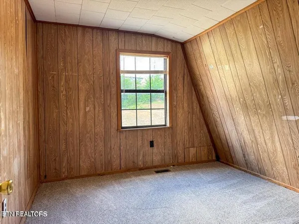 $199,000 | 942 West 3rd Avenue, Oneida, TN 37841