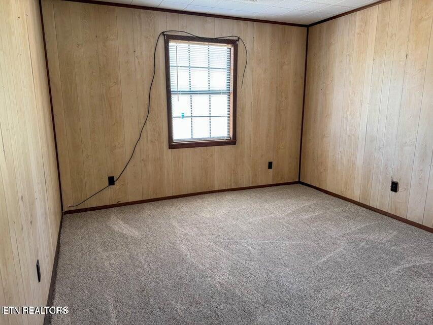 942 West 3rd Avenue Oneida, TN 37841 - Photo 28 of 28 20250819205115234060000000-o