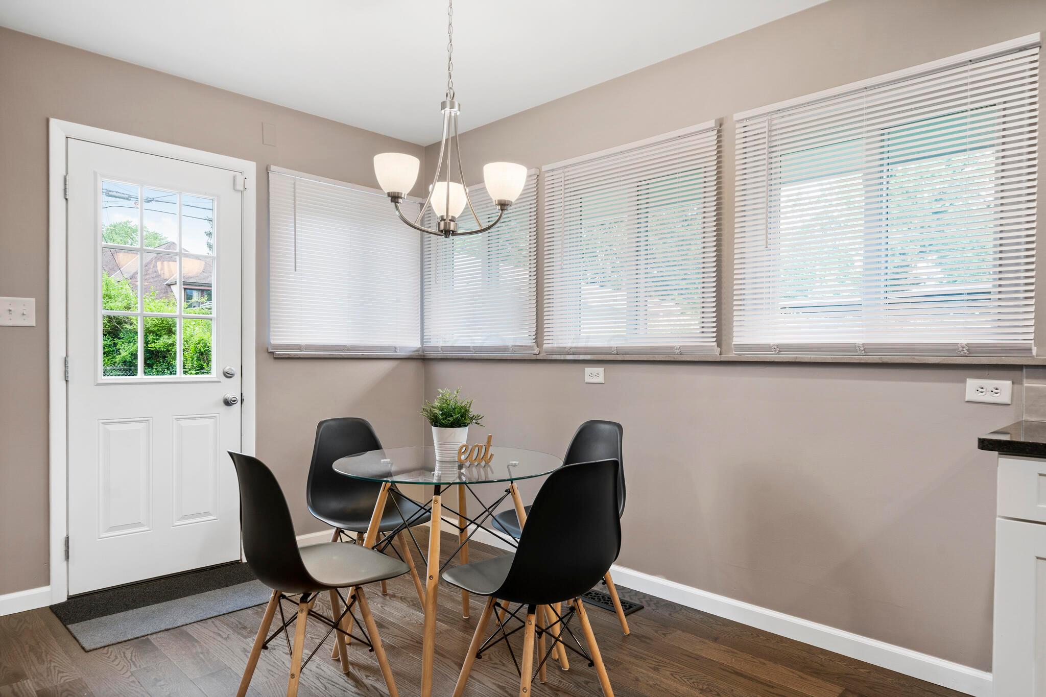 277 South James Road Columbus, OH 43213 - Photo 22 of 36 DSC01502