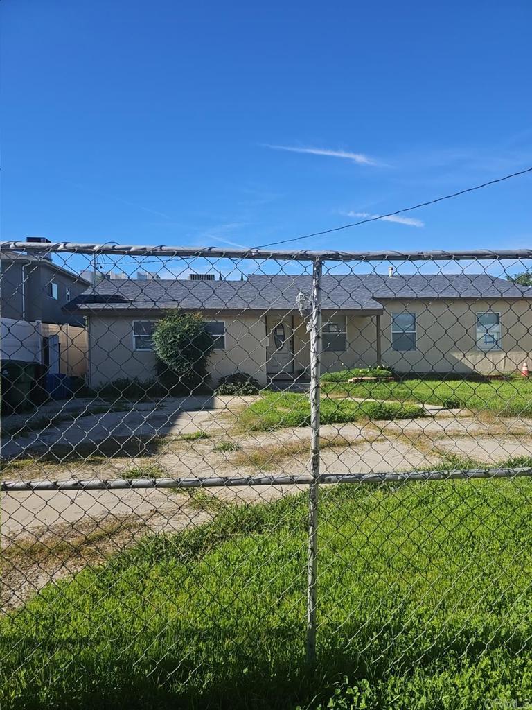 6537 Columbus Avenue Van Nuys, CA 91411 - Photo 1 of 4 a view of a backyard