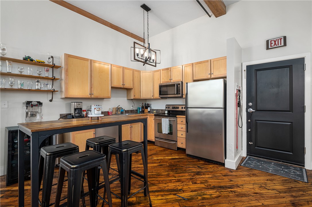 99 Allen Street, Unit 103 Woonsocket, RI 02895 - Photo 5 of 32