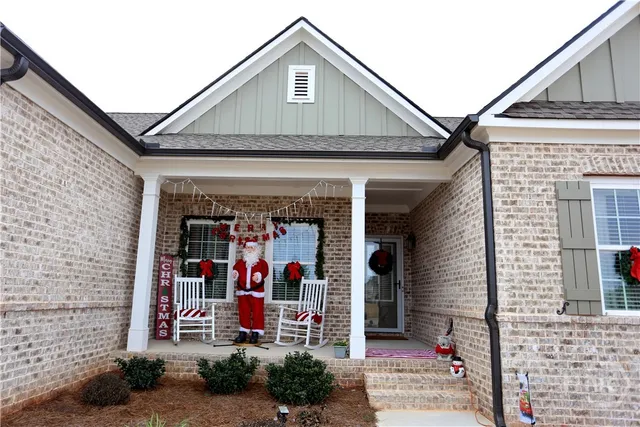 $569,900 | 2024 Jefferson Hall Drive, Monroe, GA 30656