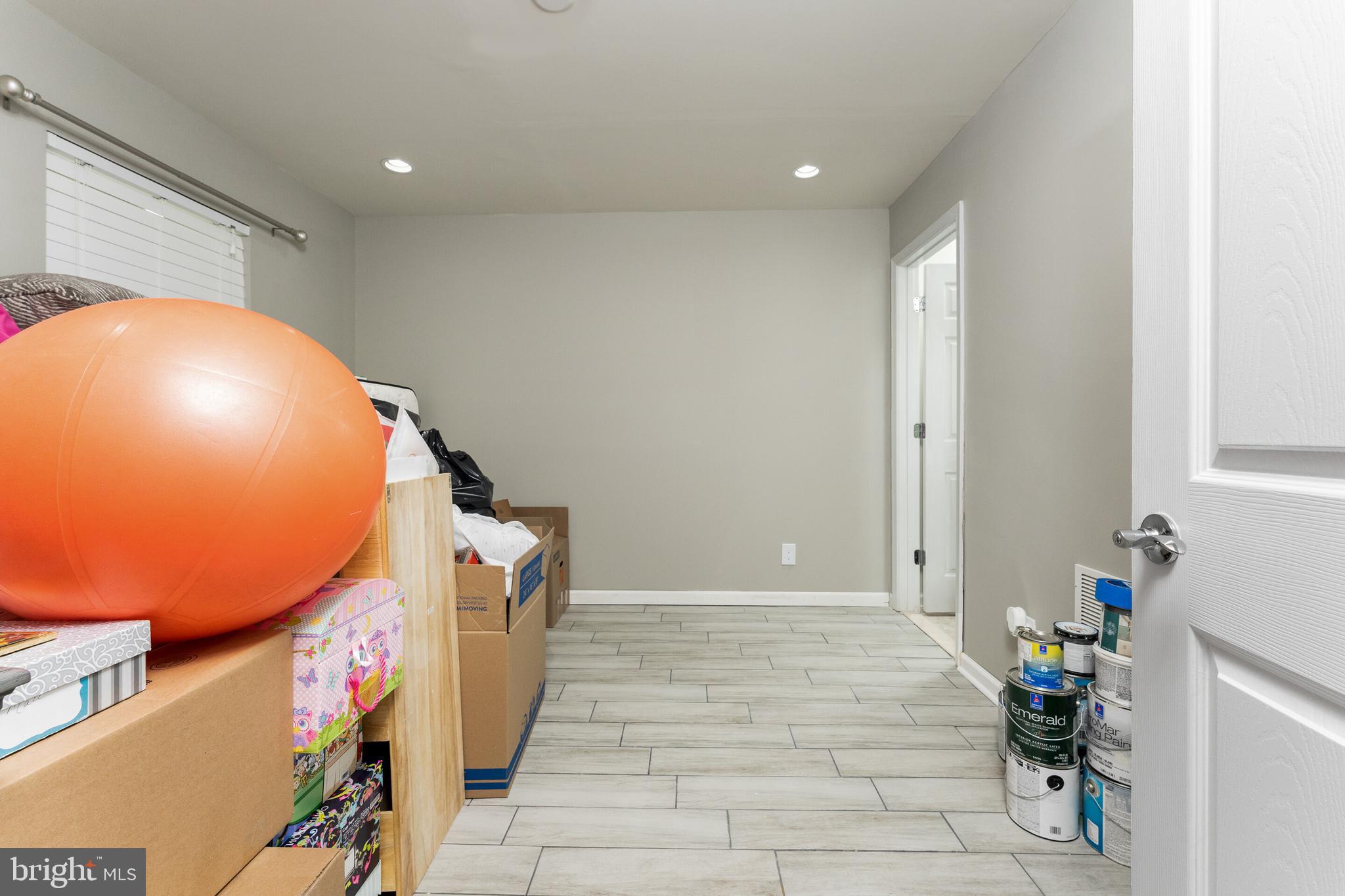 17005 Gibson Mill Road Dumfries, VA 22026 - Photo 4 of 23