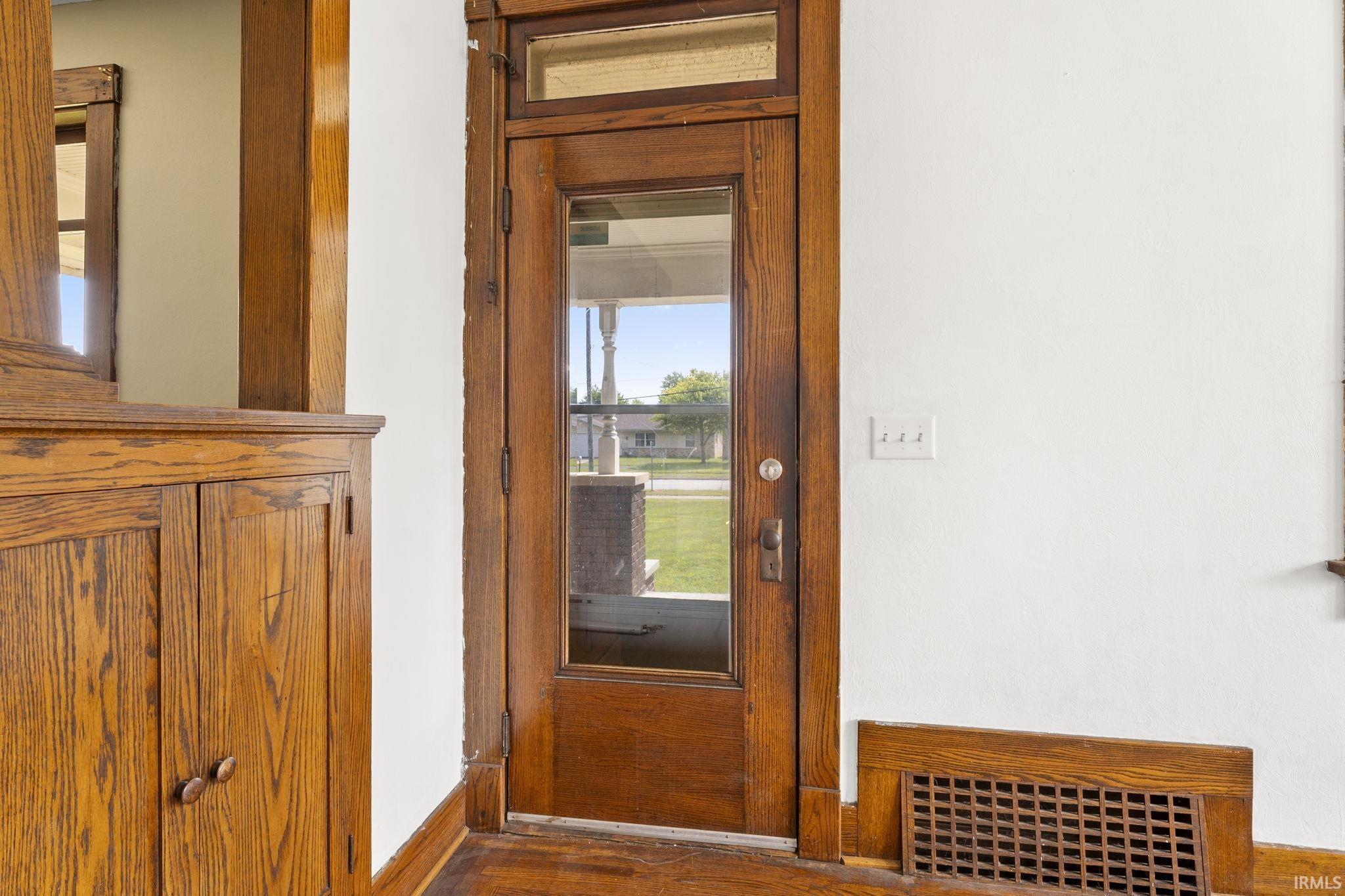 16127 Old Lima Road Huntertown, IN 46748 - Photo 4 of 23