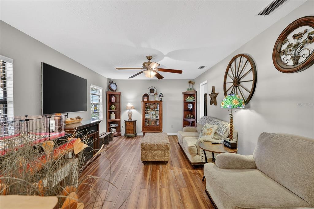 14370 County Road 751 Webster, FL 33597 - Photo 8 of 34