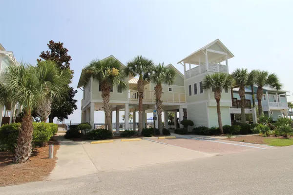 $209,900 | 22 Top Sail W/boat Way, Panacea, FL 32346