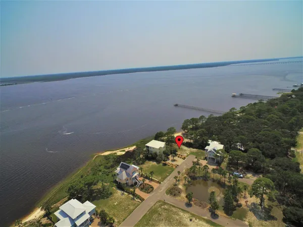 $209,900 | 22 Top Sail W/boat Way, Panacea, FL 32346