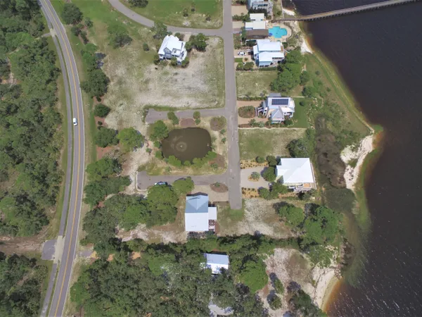 $209,900 | 22 Top Sail W/boat Way, Panacea, FL 32346