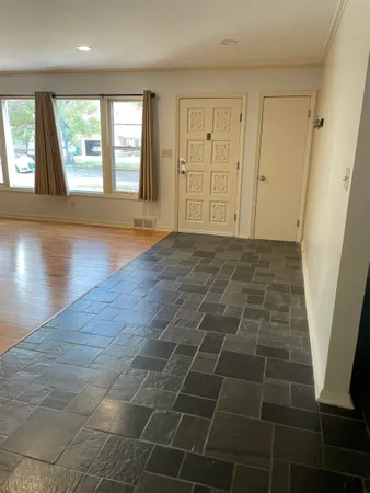 $260,000 | 221 South Parkwood Lane, Wichita, KS 67218