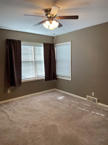 $260,000 | 221 South Parkwood Lane, Wichita, KS 67218