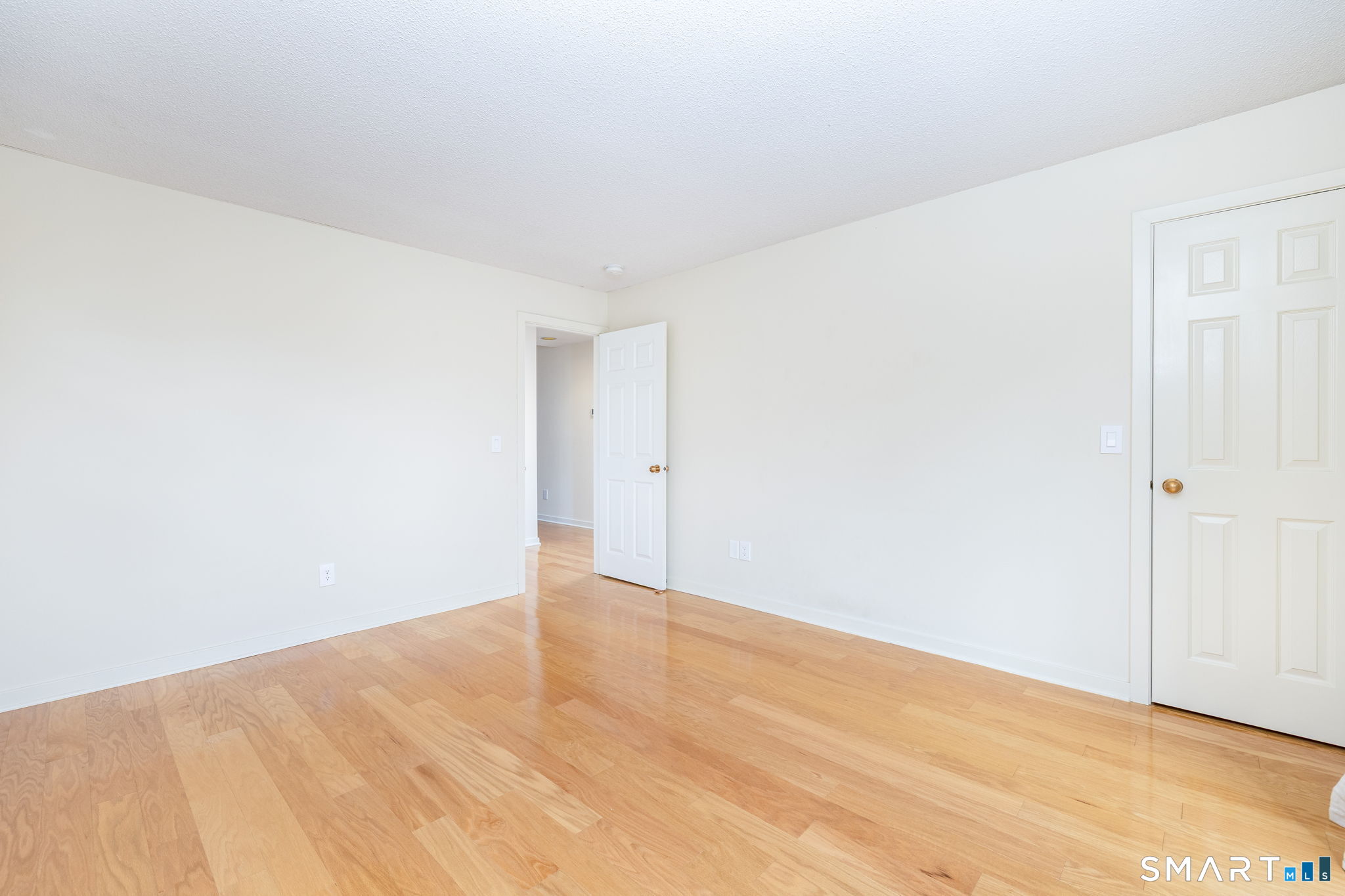 85 Gate Ridge Road, Unit 85 Fairfield, CT 06825 - Photo 21 of 38 a view of an empty room
