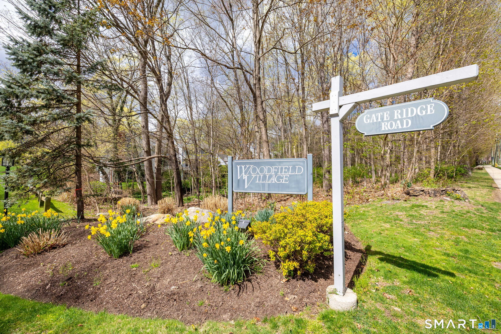 85 Gate Ridge Road, Unit 85 Fairfield, CT 06825 - Photo 38 of 38 a view of a sign board