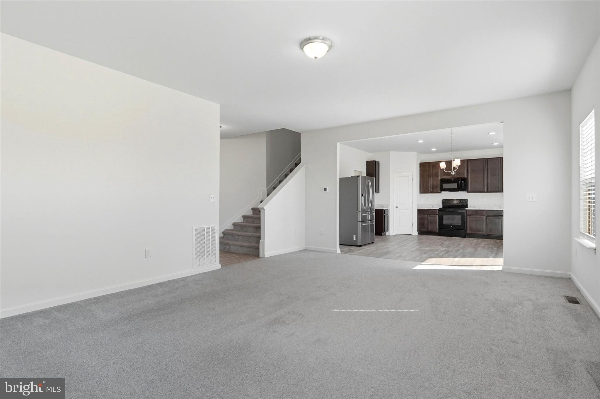 77 Bennington Way Carlisle, PA 17013 - Photo 11 of 39