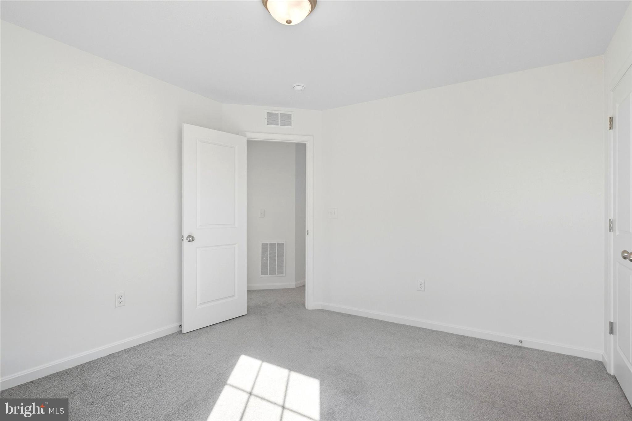 77 Bennington Way Carlisle, PA 17013 - Photo 18 of 39