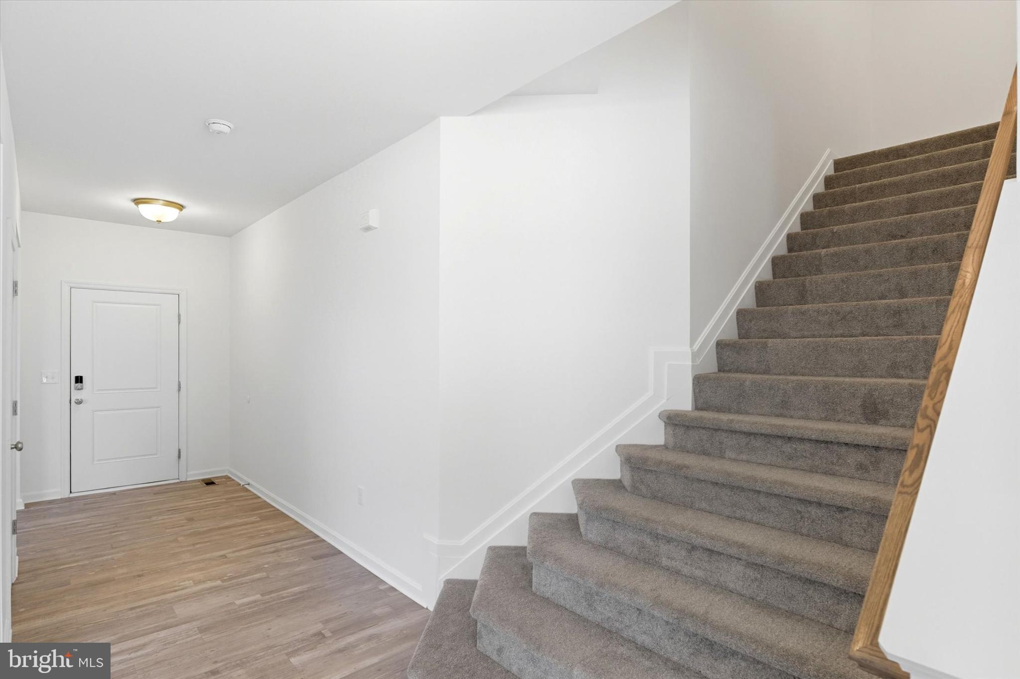 77 Bennington Way Carlisle, PA 17013 - Photo 5 of 39