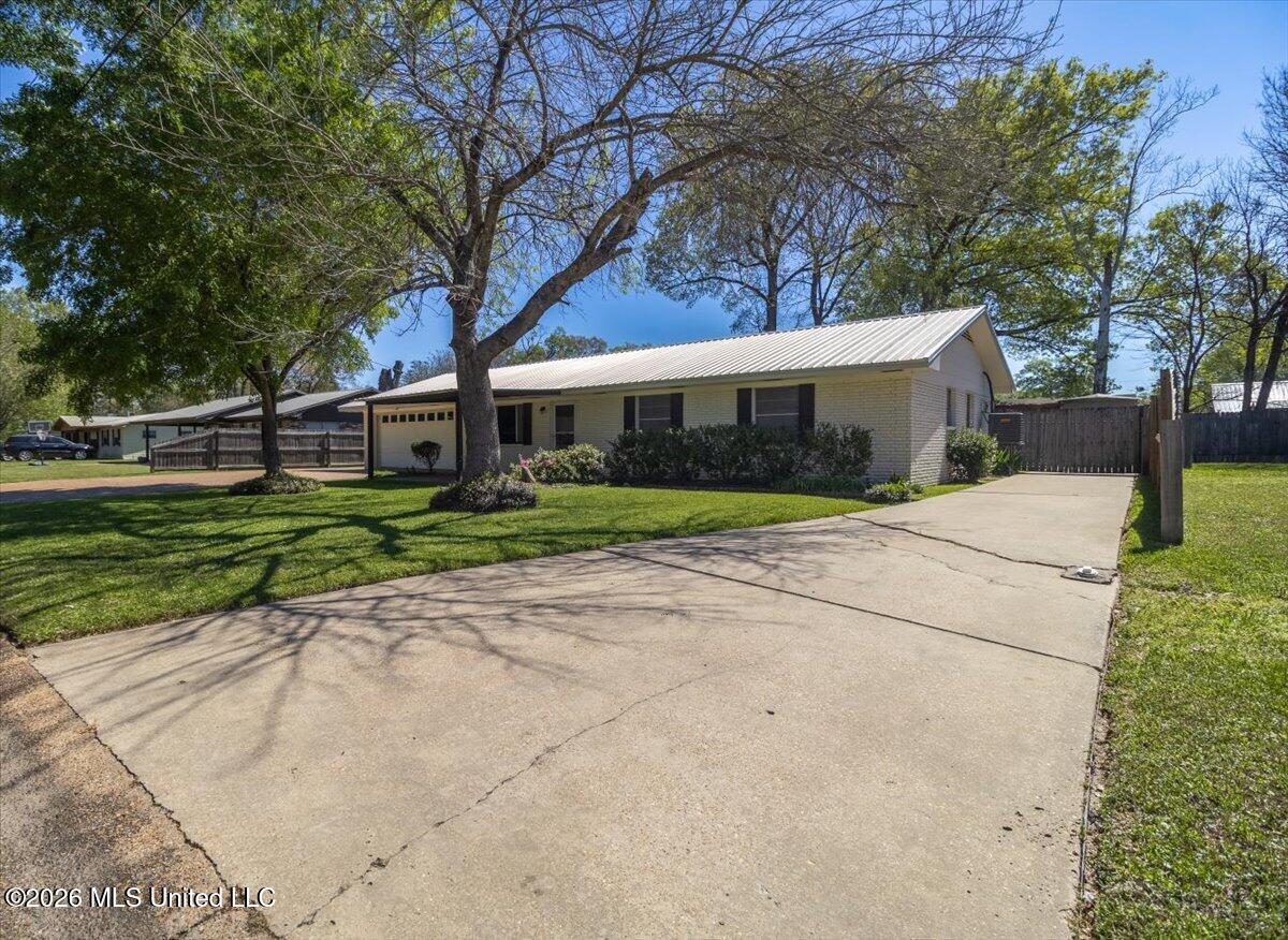 3419 Kites Avenue Pearl, MS 39208 - Photo 2 of 30 22-Kites Ave