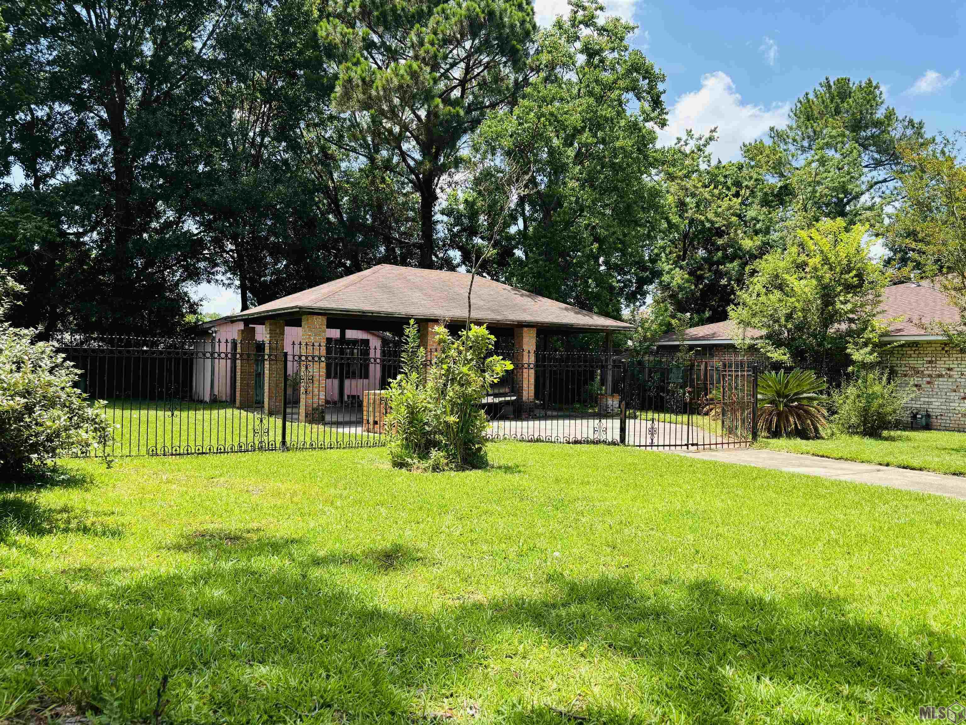 11823 Kingston Drive Baton Rouge, LA 70807 - Photo 13 of 60