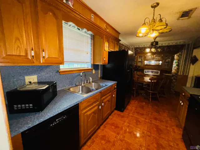 $165,000 | 11823 Kingston Drive, Baton Rouge, LA 70807