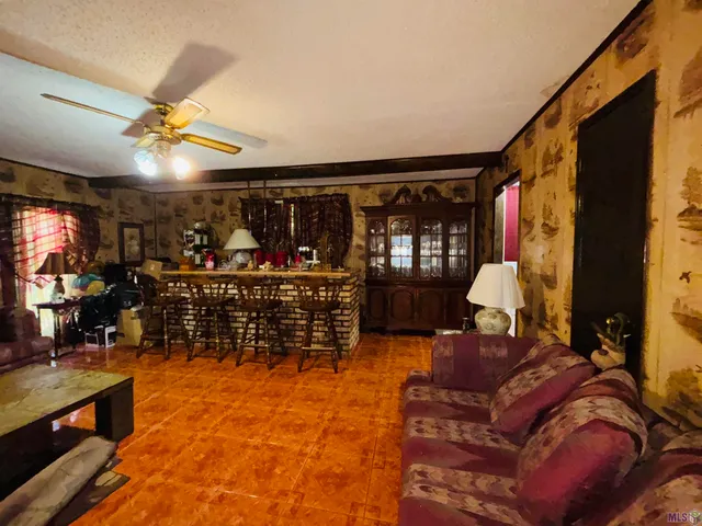 $165,000 | 11823 Kingston Drive, Baton Rouge, LA 70807