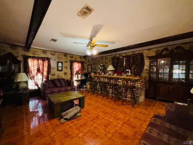 $165,000 | 11823 Kingston Drive, Baton Rouge, LA 70807