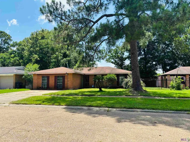 $165,000 | 11823 Kingston Drive, Baton Rouge, LA 70807