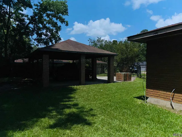 $165,000 | 11823 Kingston Drive, Baton Rouge, LA 70807