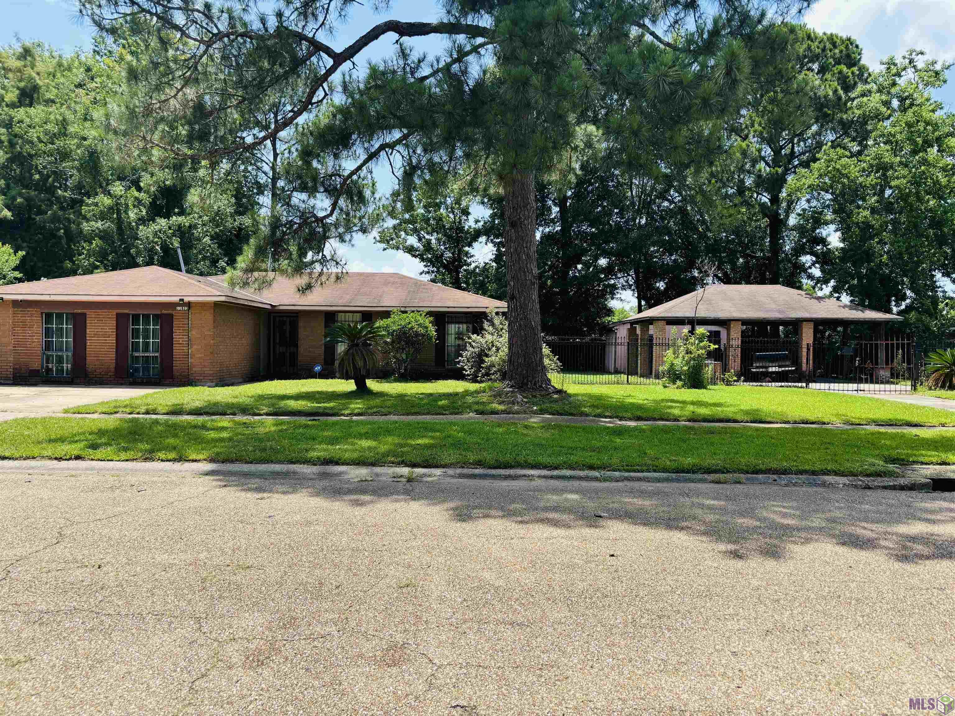 11823 Kingston Drive Baton Rouge, LA 70807 - Photo 6 of 60