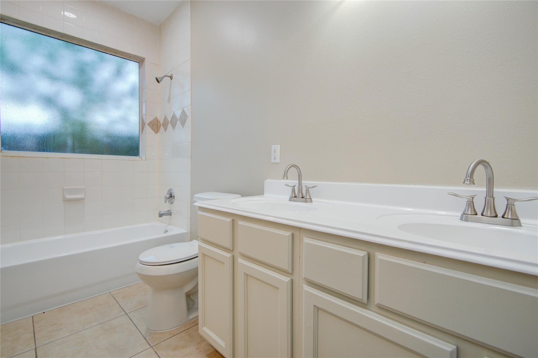 8902 Edgebrook Drive Houston, TX 77075 - Photo 17 of 30