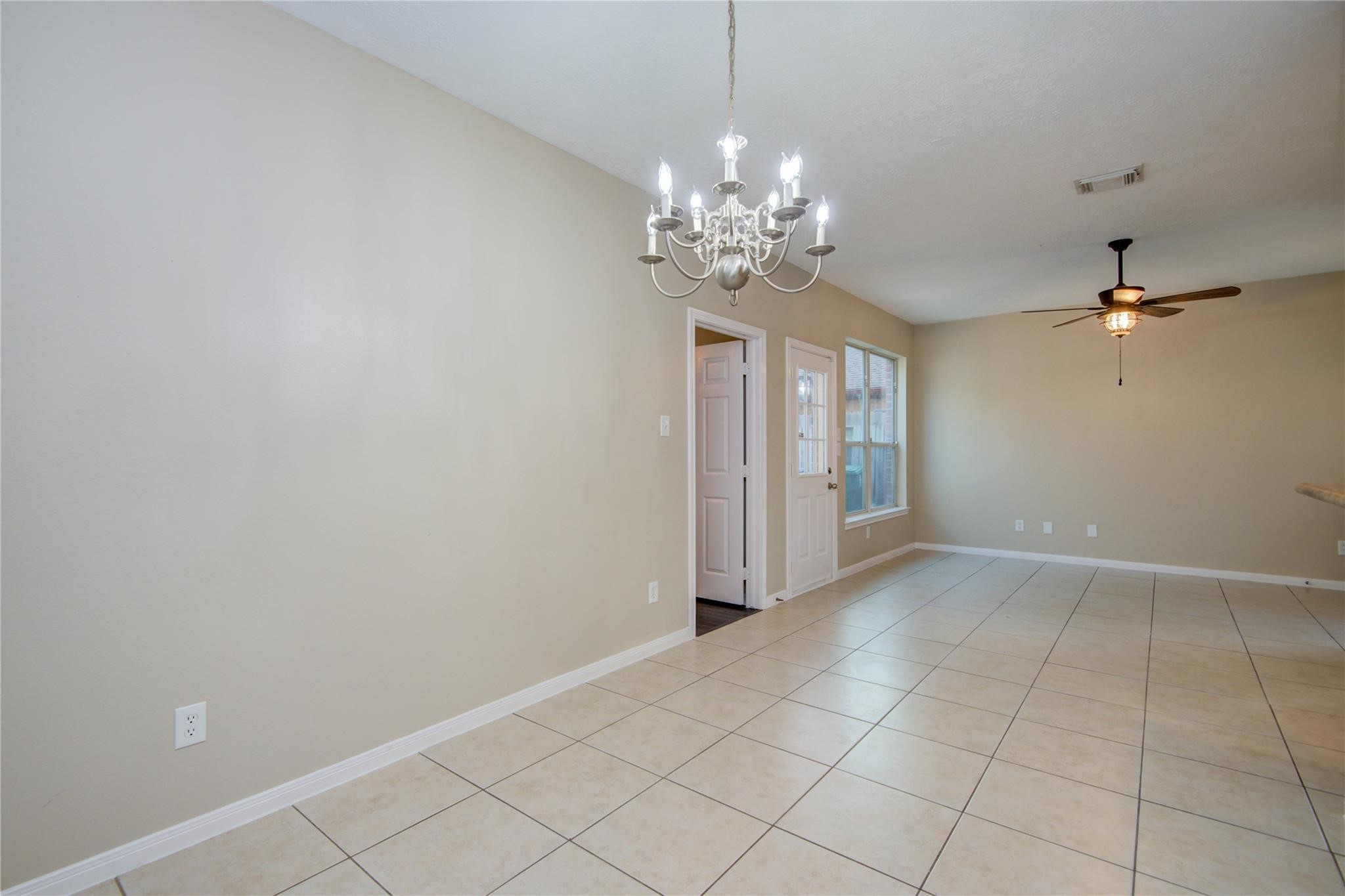 8902 Edgebrook Drive Houston, TX 77075 - Photo 8 of 30